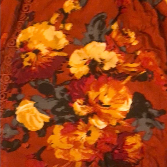 Blouse - Picture 3 of 3